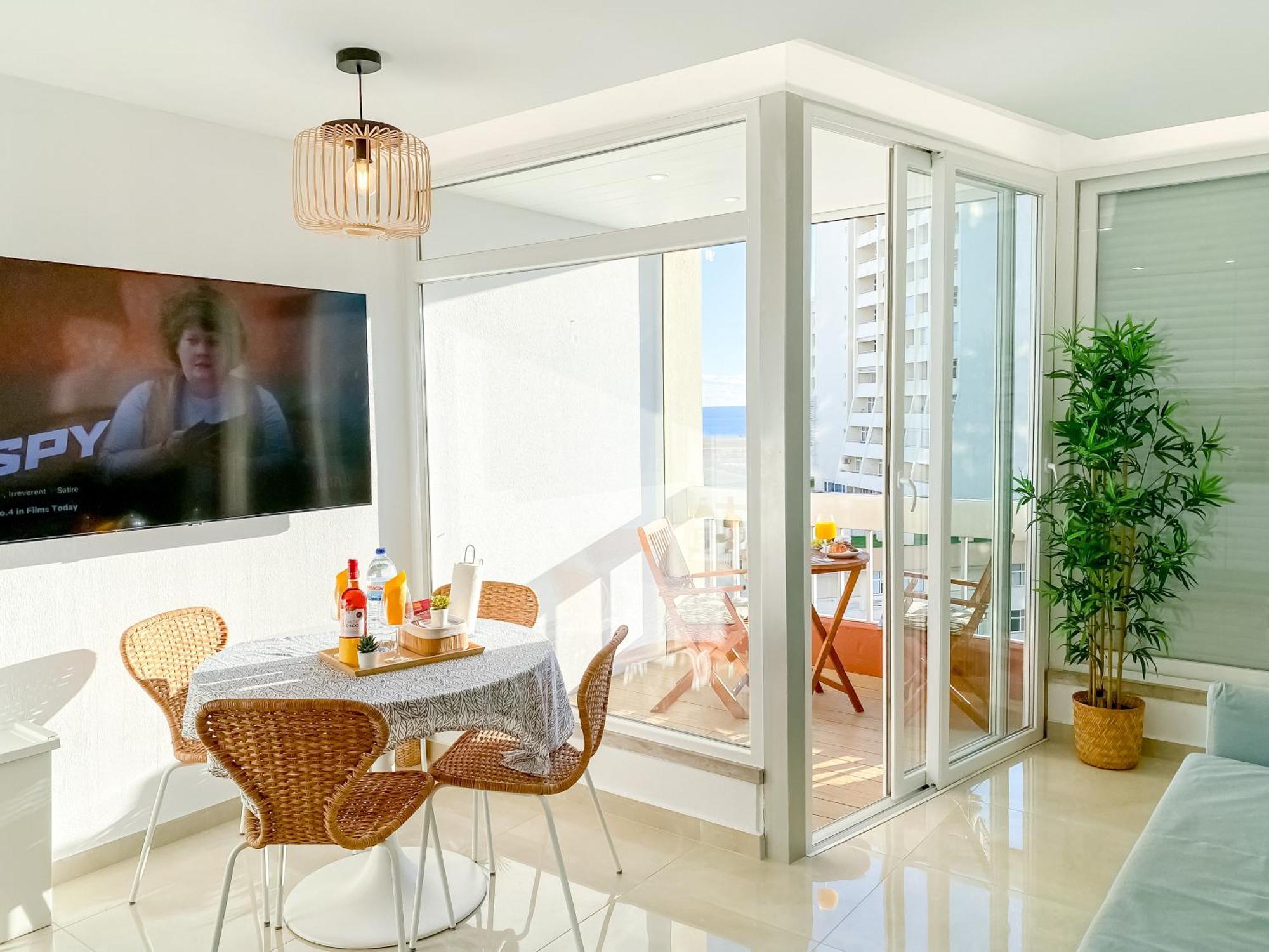 Luxury 2 Min Beach With Balcony, Ocean View, Wifi, Ac, Smarttv Portimão Exterior photo
