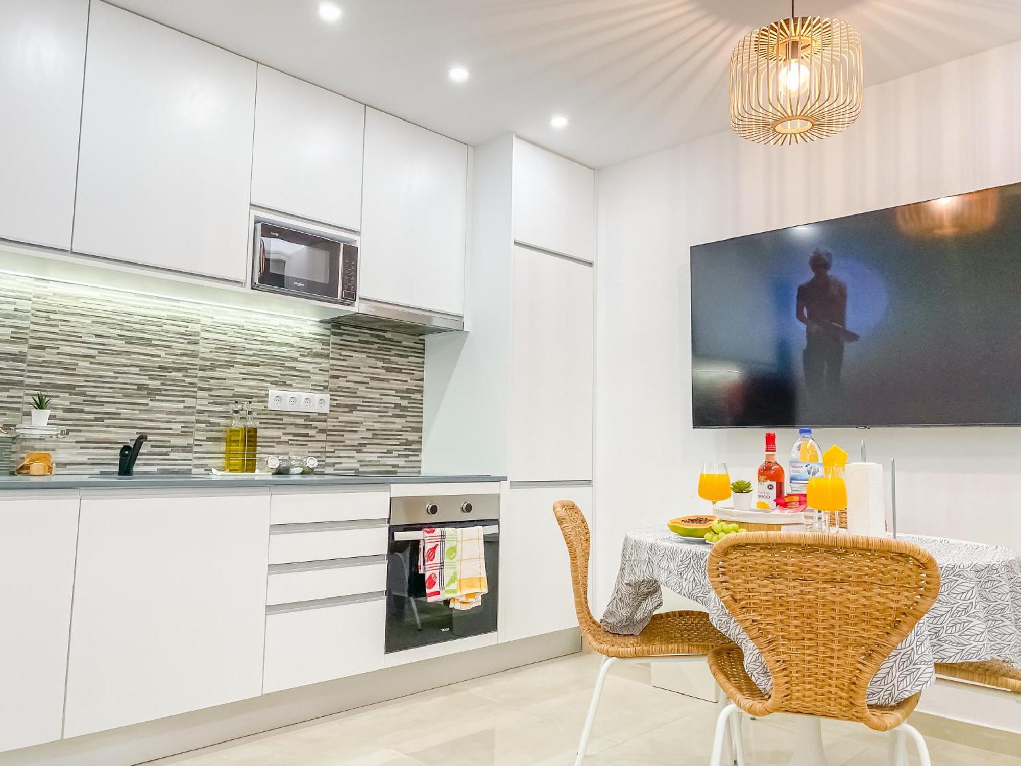 Luxury 2 Min Beach With Balcony, Ocean View, Wifi, Ac, Smarttv Portimão Exterior photo