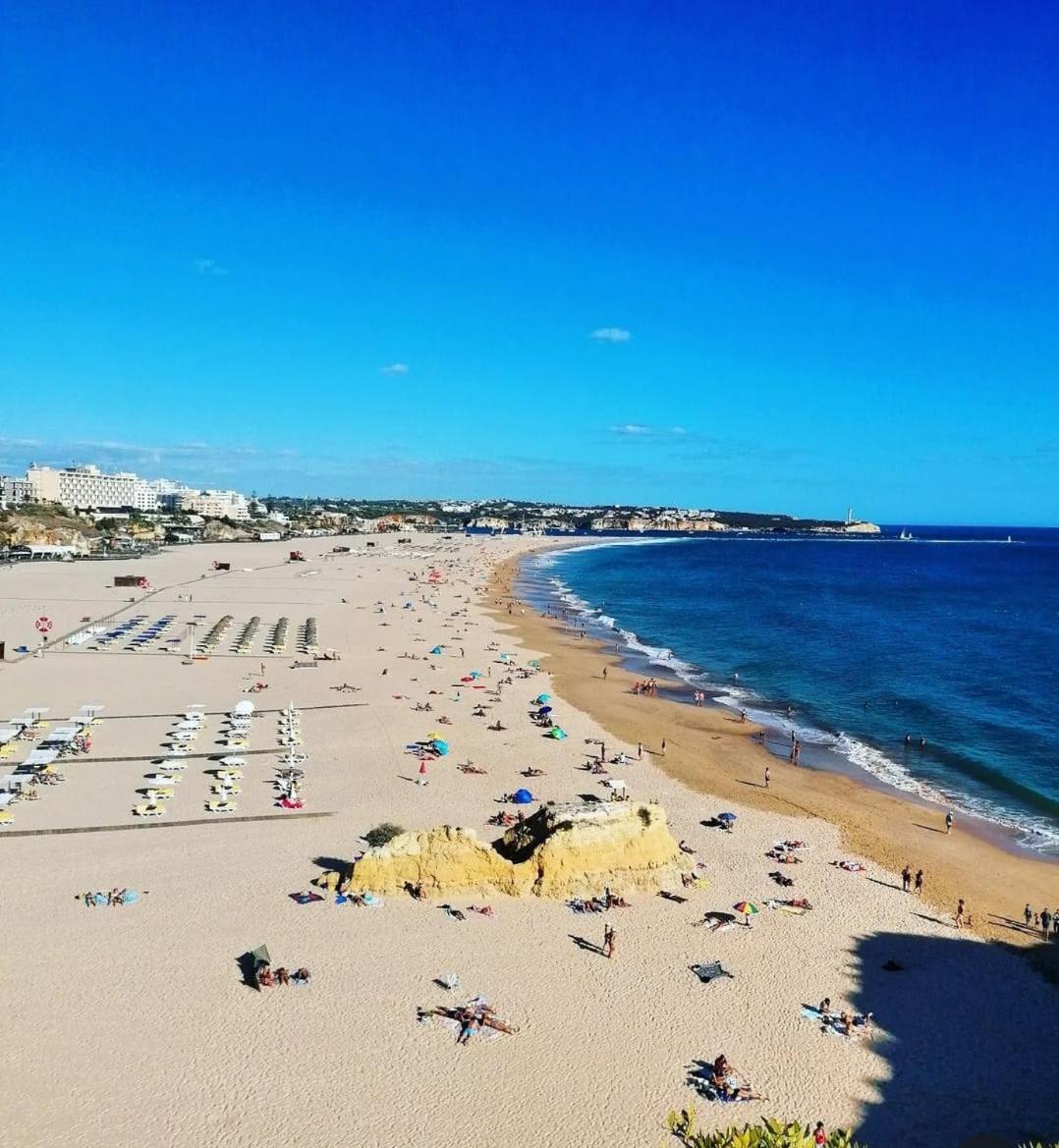 Luxury 2 Min Beach With Balcony, Ocean View, Wifi, Ac, Smarttv Portimão Exterior photo