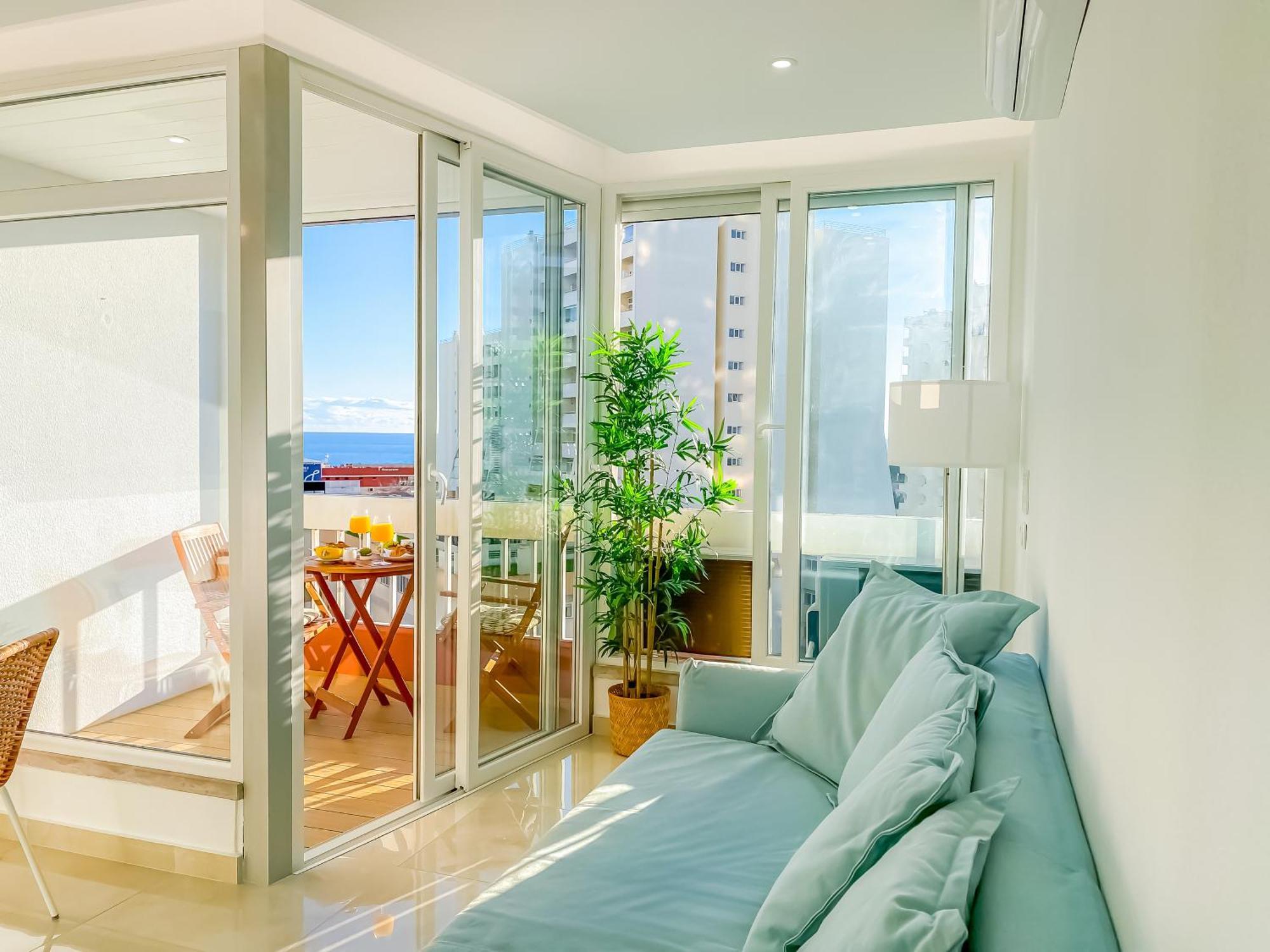 Luxury 2 Min Beach With Balcony, Ocean View, Wifi, Ac, Smarttv Portimão Exterior photo
