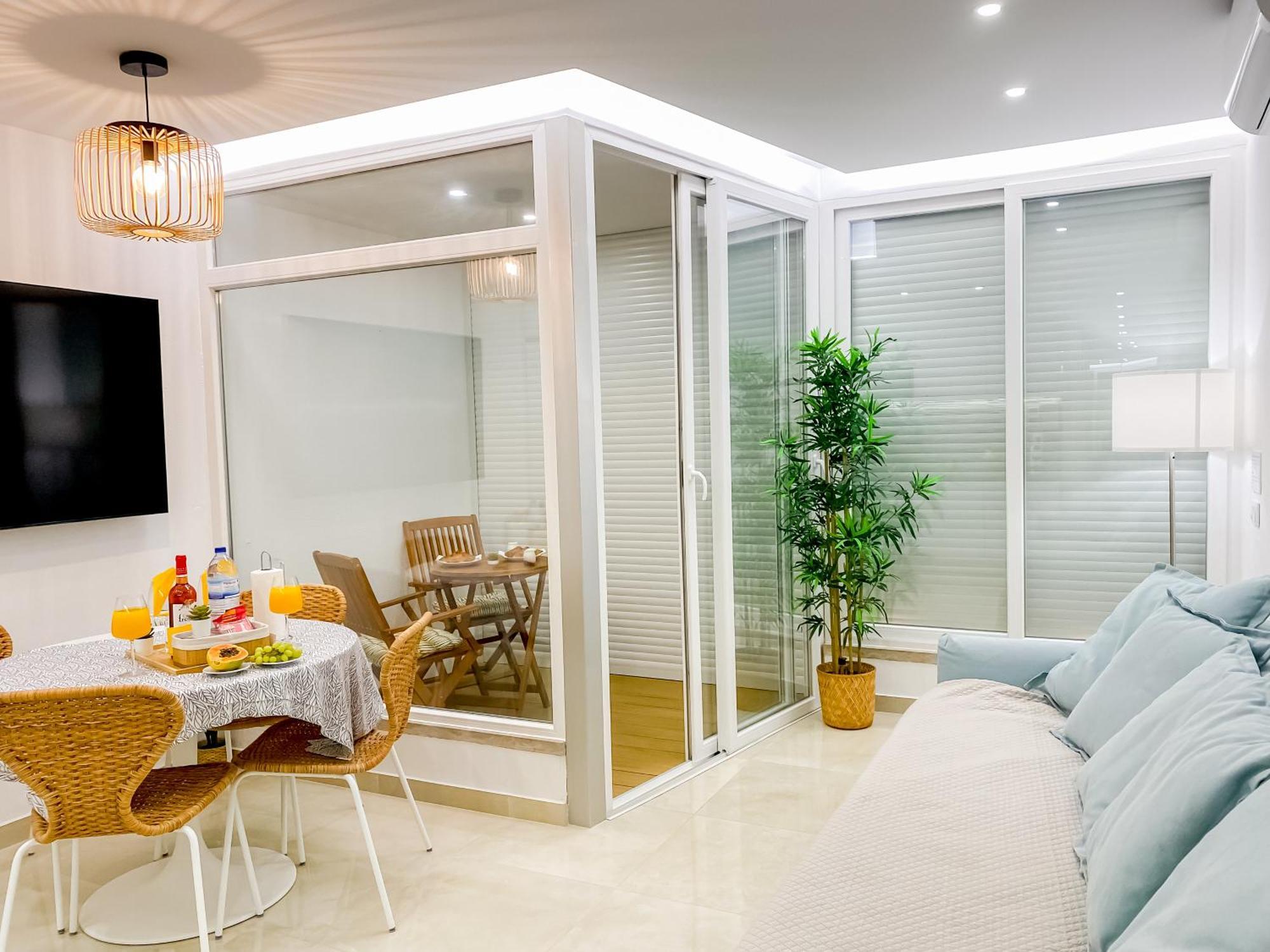 Luxury 2 Min Beach With Balcony, Ocean View, Wifi, Ac, Smarttv Portimão Exterior photo
