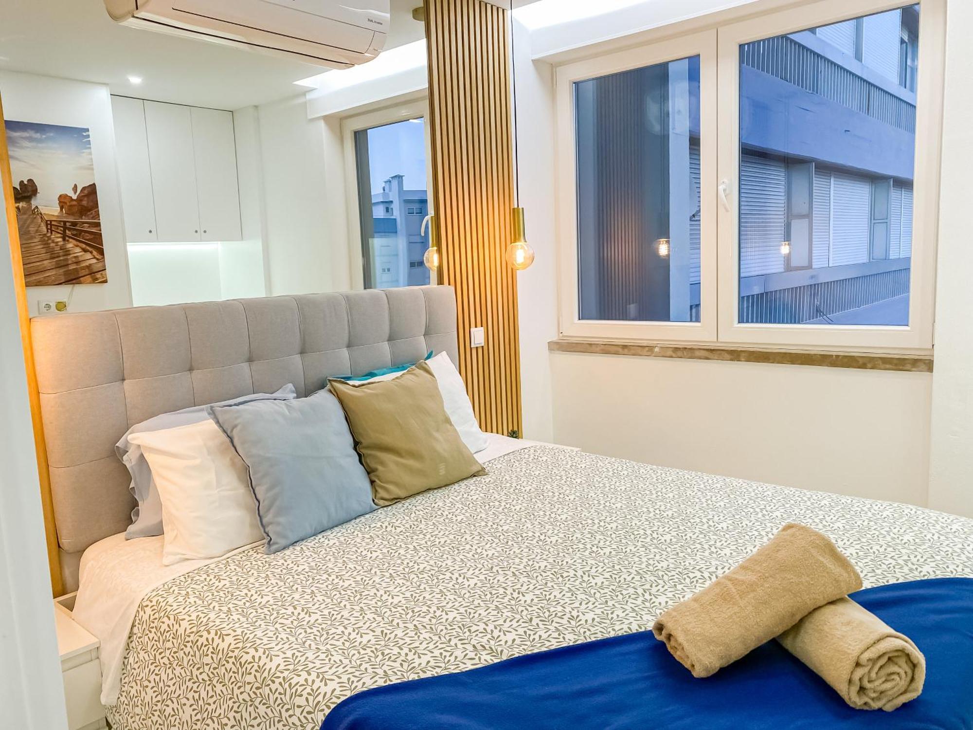 Luxury 2 Min Beach With Balcony, Ocean View, Wifi, Ac, Smarttv Portimão Exterior photo