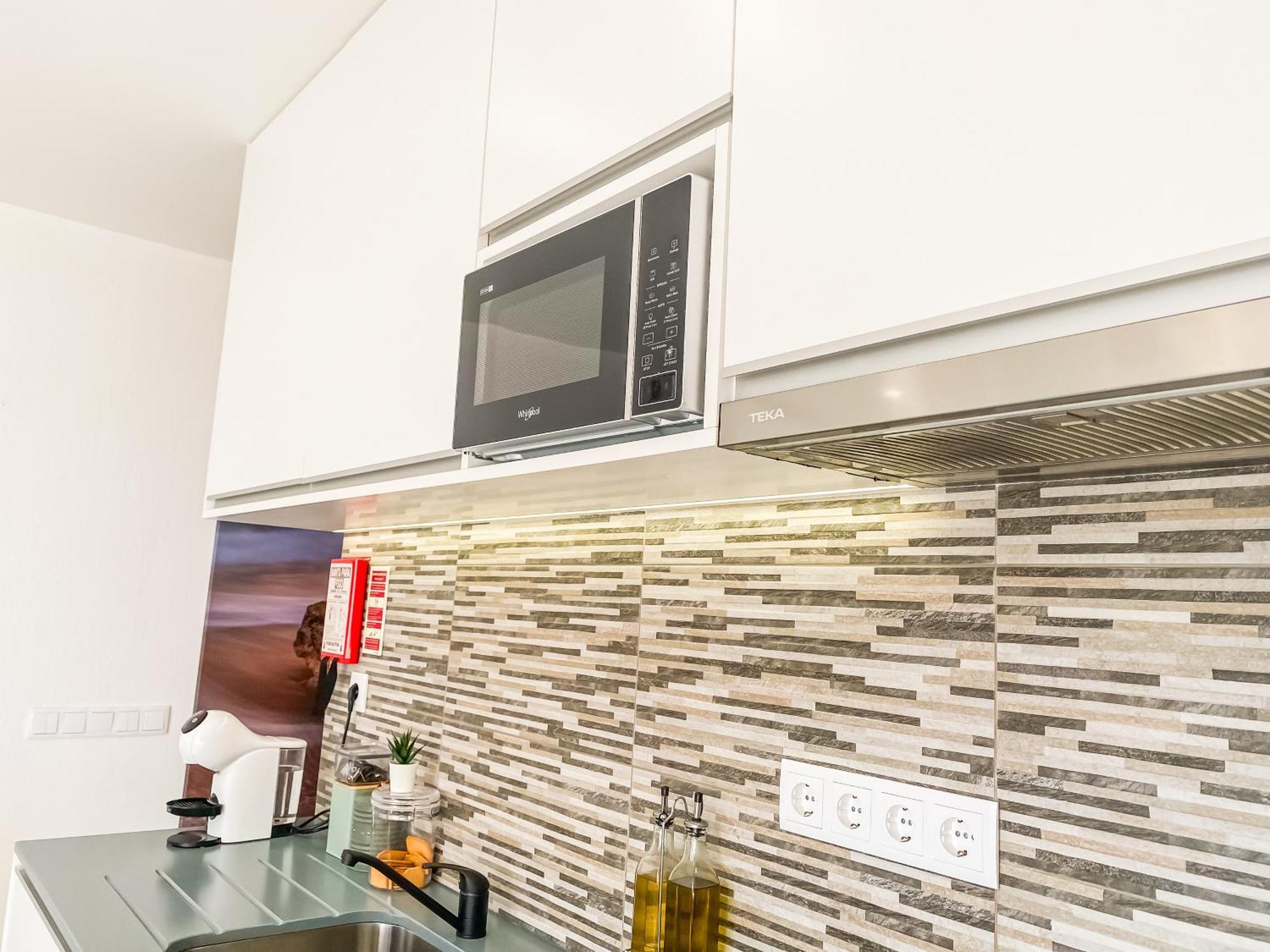 Luxury 2 Min Beach With Balcony, Ocean View, Wifi, Ac, Smarttv Portimão Exterior photo